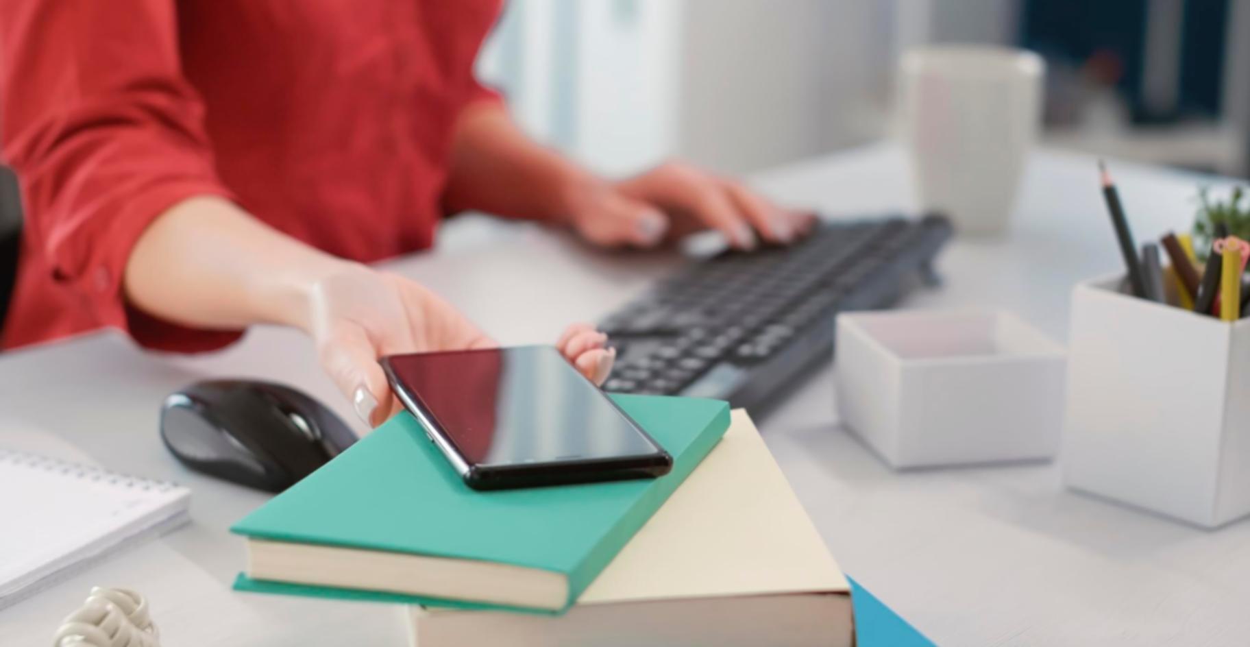 Team bei Finanzstrategie-Meeting